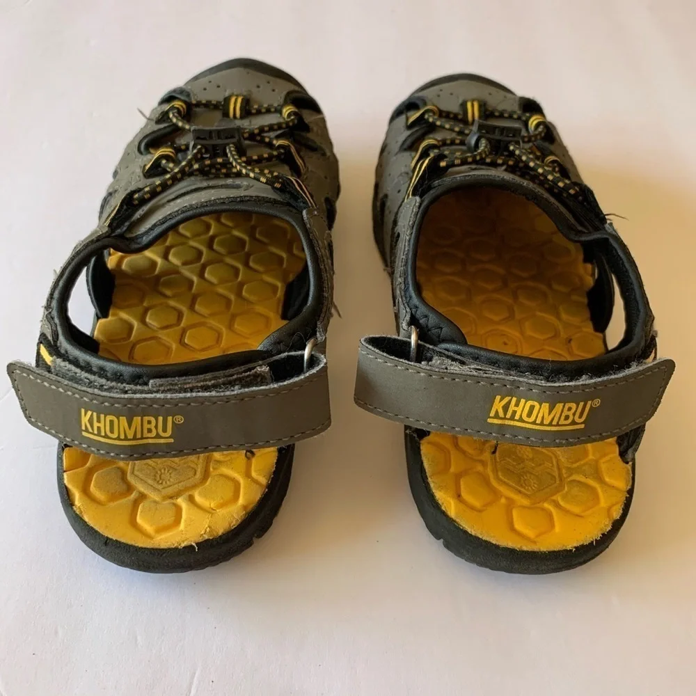 Khombu Boys Kyle Water Sandals Size 3